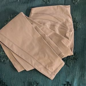 Buffbunny legacy leggings